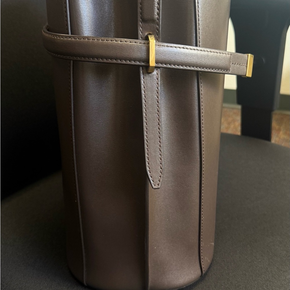 Toteme Leather Belted Bucket Bag - Picture 6 of 12